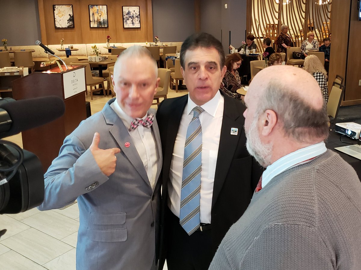 MayorPalmieri's tweet photo. This morning @Clark33Clark announced to a packed house @DeltaUtica, the line-up for the upcoming season @broadwayutica. 10 amazing shows are coming to the Downtown Utica ! Visit https://t.co/BJHt0Macks for the complete list. #broadwayutica #uticaproud #bestlittlecity https://t.co/C8ZRnhSsVr