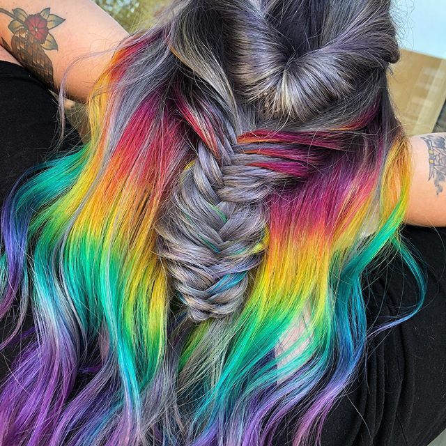 Alchemy_Floral's tweet photo. This stunning hair inspiration from @brianahairtease would be perfect for any #alternativebride! 🌈 ✨
.
.
.
#alternativewedding #rainbow #iridescentwedding #unicornwedding #rocknrollbride #rocknrollwedding #alternativeweddings #colorfulwedding #uniquewedding #pastelwedding https://t.co/EoHyjZap03