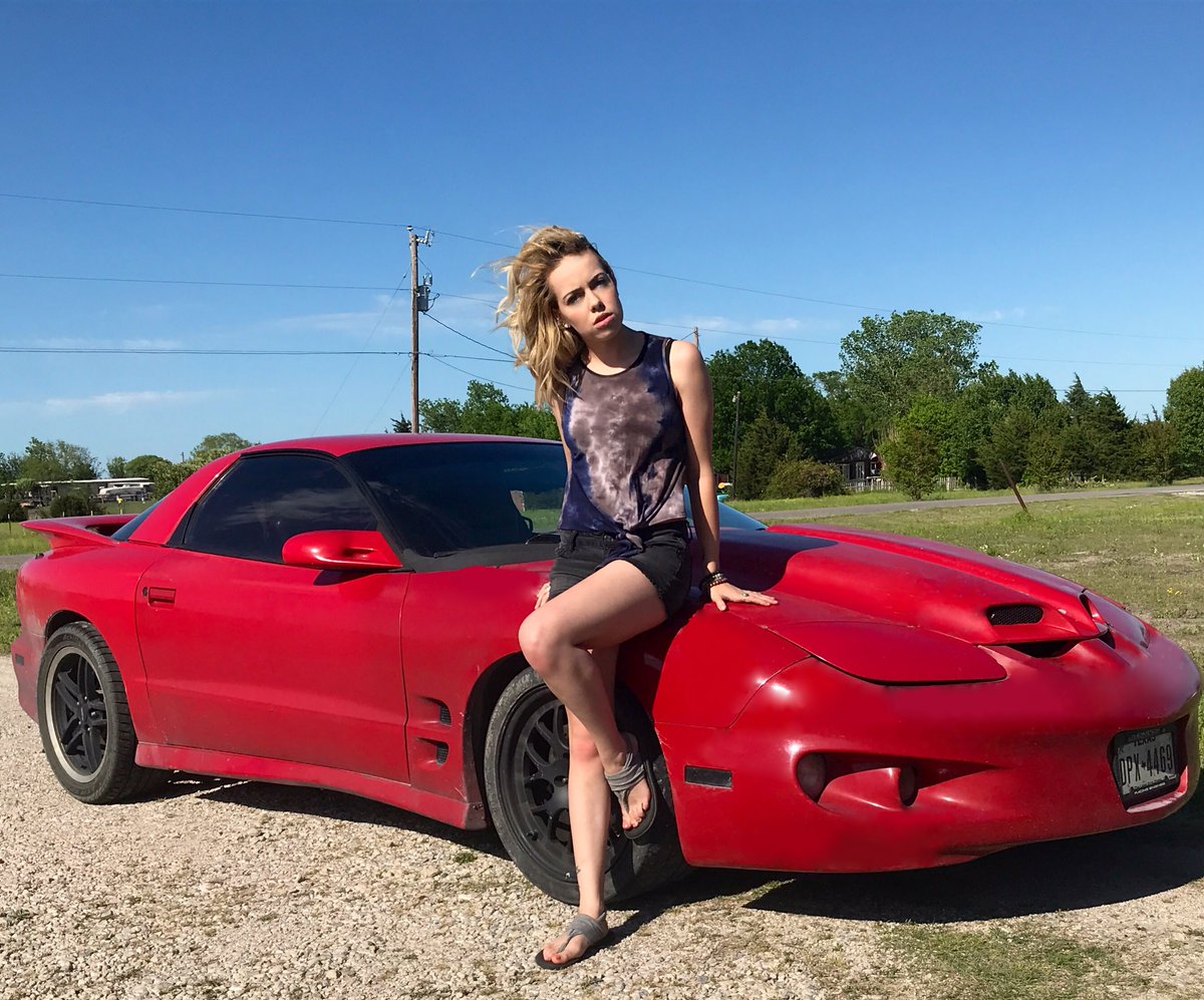 cntrymamacrazy's tweet image. #fbody #fbodynation #firebird #pontiac #EarthDay2019 #model #racecar #uglybutfast #blonde #lsmotor #thompsonmotorsports