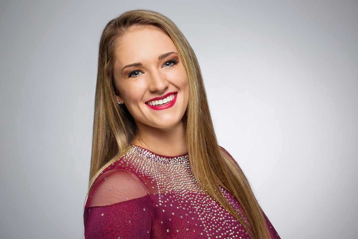 OU_WGymnastics's tweet photo. Sophomore @carlyw_19 is taking over our instagram (ou_wgymnastics) tonight for @Sooner_Choice Awards! 

Be sure to follow along for tonight's award ceremony! https://t.co/rW63VedNXu