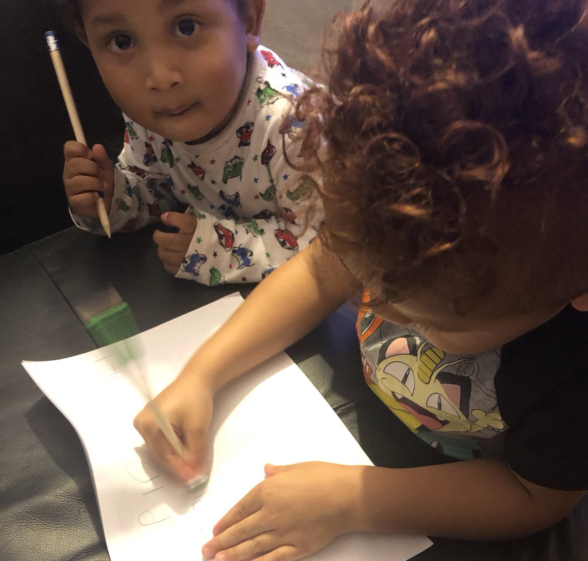 JadeMCLDR's tweet photo. Diggy practising his numbers 1️⃣2️⃣3️⃣ 
@drwalker_s  #homelearningquest https://t.co/brHrpYiYGu