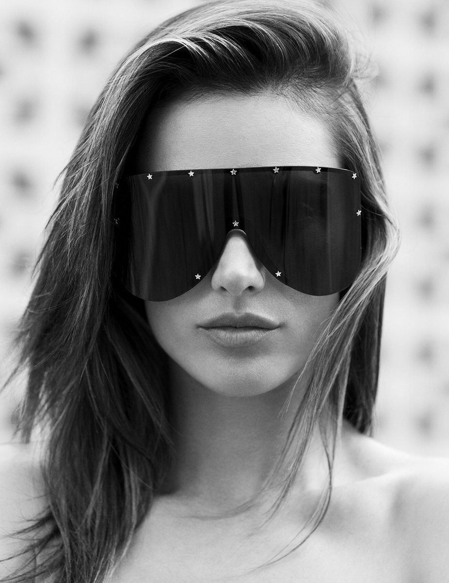 Recent Work “Like an Icon” Alessandra Ambrosio @alessandraambrosio @imgmodels #closeup #beauty with #sunglasses in #littlehavana #miami for @elle_italia @ellearoundtheworld Editor @camillarolla Makeup @elienmaalouf Hair <a href="/leongorman/">Leon Gorman</a> Producer <a href="/gabyschuetz/">gaby schuetz</a> <a href="/noranatz/">nora stan</a>