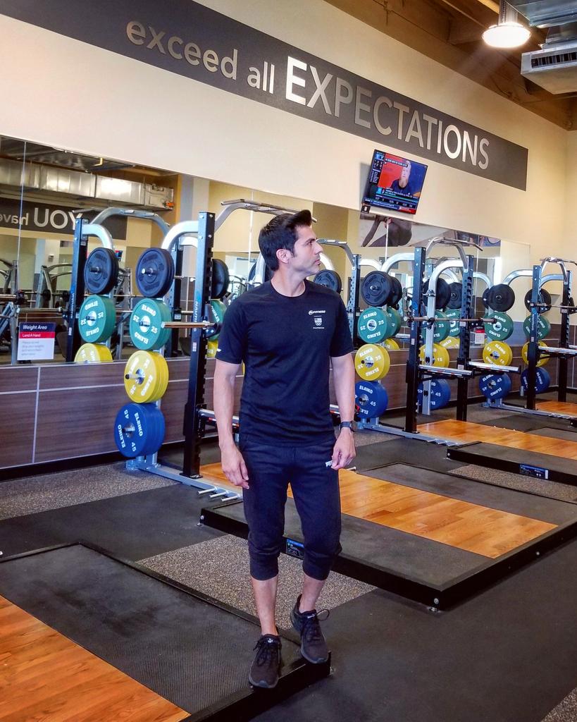keventhetrainer's tweet photo. Exceed all expectations. 👊🏼💪🏼
@24hourfitness #Workout https://t.co/FYfJ1IGfmN