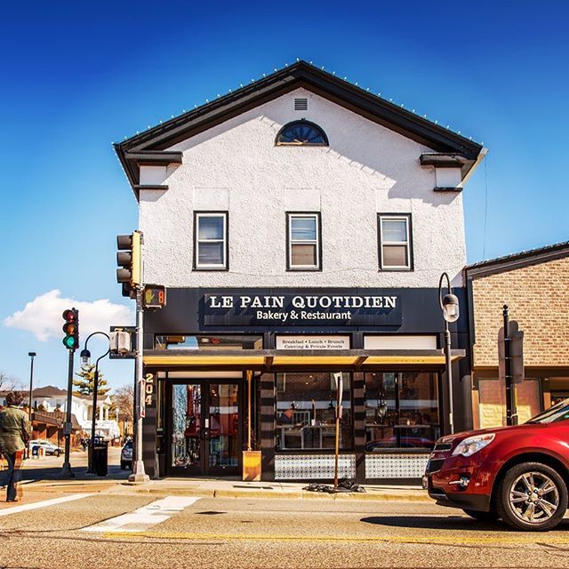 Vequity's tweet image. Croque monsieur on a Monday #boutiqueshopping #retail #restaurant #cafe #naperville bit.ly/2UO2OFS