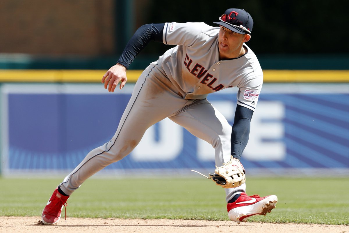 mlbtraderumors's tweet photo. Yankees Sign Brad Miller https://t.co/NcvCAoFjT3 https://t.co/UzRftu5Jdw