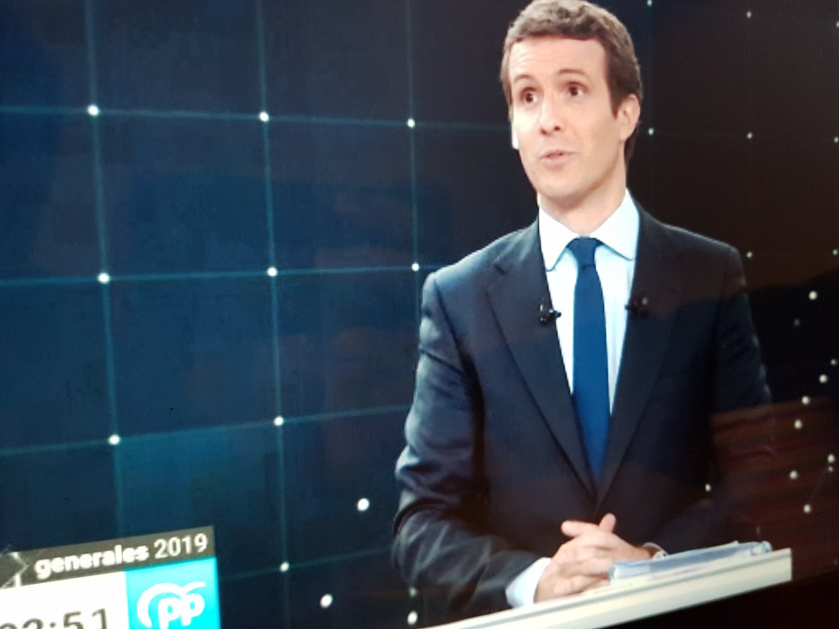 - Bueno, dejamos atrás el bloque de ETA, golpistas y comunistas y pasamos a propuestas concretas. Turno de Pablo Casado.
- ¿Lo qué?
#DebateCTXT #ELDEBATEenRTVE