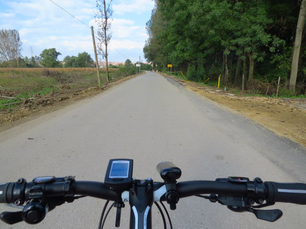 Go Go Go :)

Photo by @dejan.vuckovic (SteemIt) <a href="/vuckovic_dejan/">Dejan Vuckovic</a> (Twitter)
goo.gl/U5MTyj                                           

#bicycle #cycling #photography #travel #share2steem