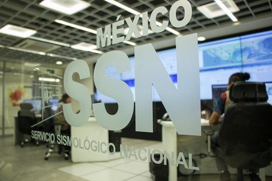 Reportan sismo de 5.7 de magnitud en Valle de México #SSN https://lagazzettadf.com/noticia/2019/04/22/reportan-sismo-de-5-7-de-magnitud-en-valle-de-mexico/ …