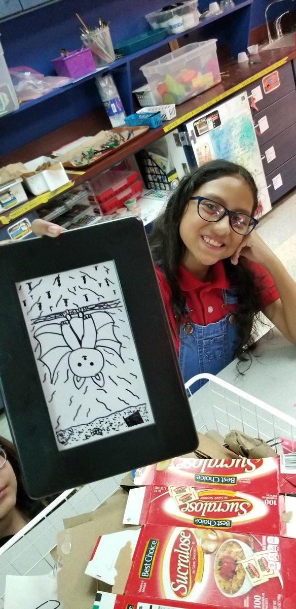 CreateWithCarr's tweet image. Celebrating Earth Day in the art room by creating recycled sculptures! #icebulldogs @ICEBULLDOGS #centersd @CenterHS