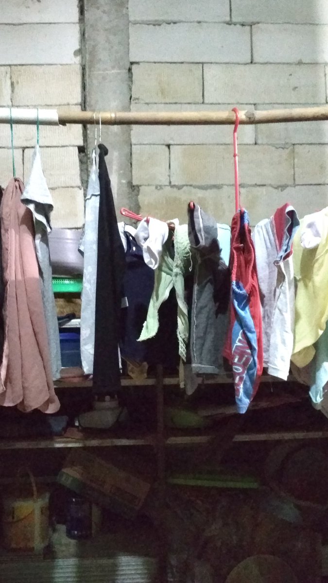 javertok23's tweet photo. Belum aku crotin. Situasi gak meyakinkan buat dicrot https://t.co/vJgVRLwYcj