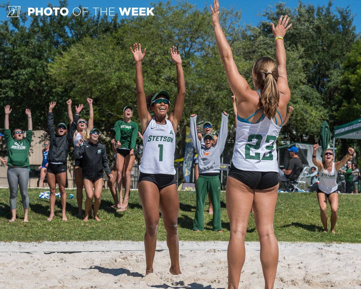 NCAAVolleyball's tweet photo. πΈ #NCAABeachVB Photo of the Week
πΆ Everybody hands go up...and they stay there!!! πΆ With teammates in the background, @StetsonBeach pair Ana Costa and Rachel Noble celebrate following a point in the Hatters' @ASUNSports championship win against FGCU.
Credit: ASUN Photos https://t.co/2FRgZDfXsN