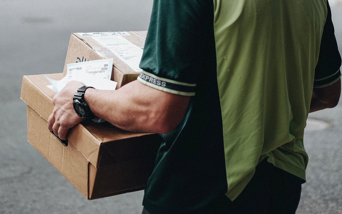 IncPackaging's tweet photo. Packaging should be a hands-on process. Our team is made up of real people who manually assemble your packaging and handle the logistics of shipping it to you. https://t.co/yL9MOxspLh #packaging #packaginglogistics #handsonpackaging #handassembly https://t.co/tPBMWVB8cV