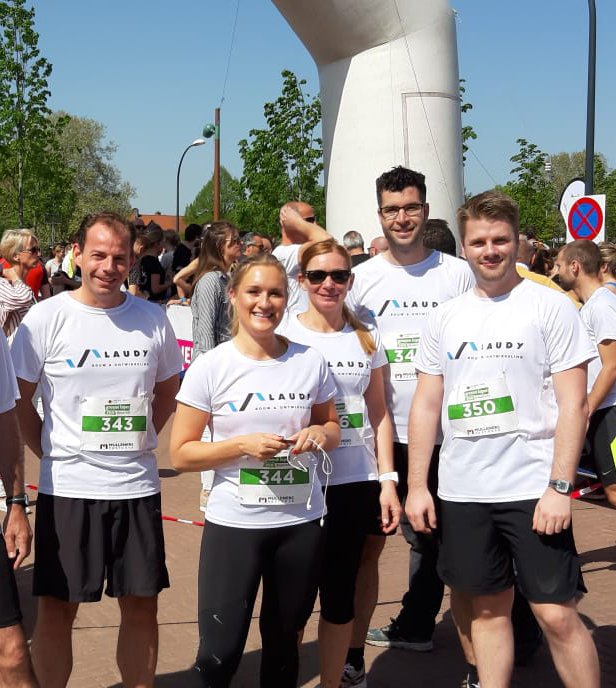 Wij zijn super trots op onze collega's die vanmiddag meeliepen met de Groene Loper Run in Maastricht! Jan, Tobias, Nina, Nancy, Rob en Vincent: bedankt dat jullie Laudy hebben vertegenwoordigd op deze warme tweede Paasdag.