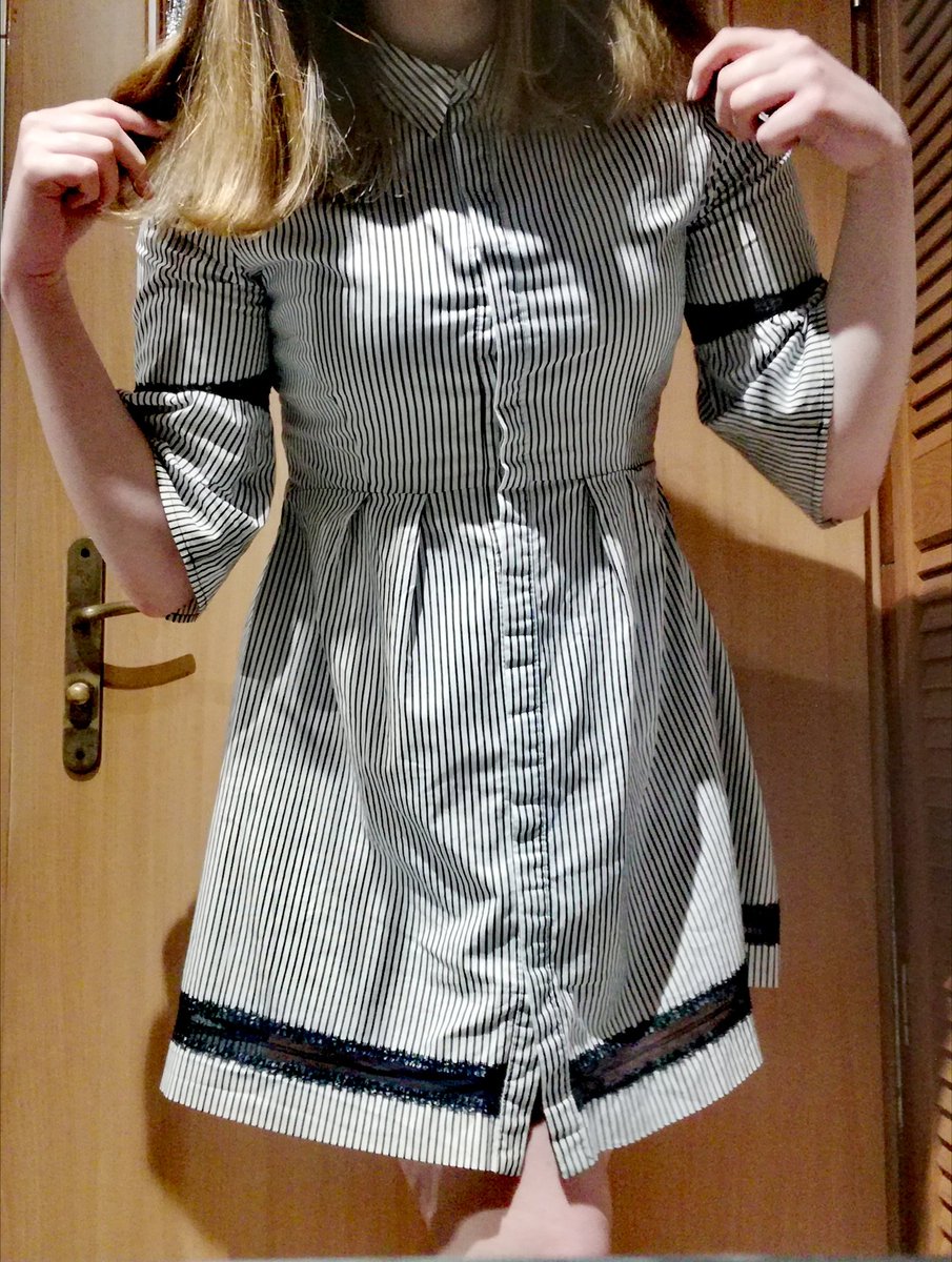 a n o m i a tweet media