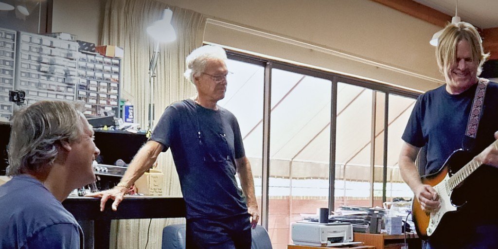 MesaBoogie's tweet image. MESA/Boogie&apos;s Randall Smith, Doug West and guitarist @AndyTimmonsBand got together just before the public unveiling of the new Fillmore 50 to discuss the design and the legendary sounds captured in the Fillmore series.
#mesaboogie #fillmore50
youtube.com/watch?v=6tAOrZ…