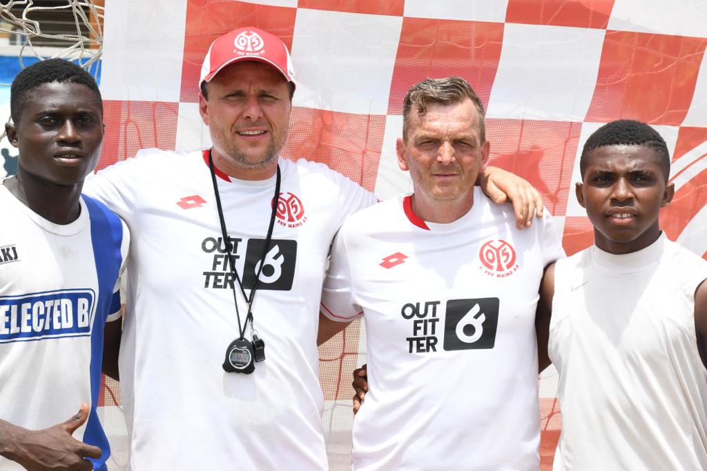 OMSchool_PH's tweet photo. Youth Players at the International Camp with Mainz 05 Coaches, Markus Becker and Marco Thürer
#vandykefc #vandykesports #inspiremarketing #mainz05 #schächtersports #schächtersportsgmbh #soccerskills #soccer #footballcamp #footy #fooball #footballculture https://t.co/OAHWhTf6Fj