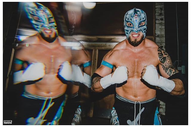 OliRingside's tweet photo. Proud and so glorious standing before of us
Our swords will shine bright in the sky
When united we come to the land of the sun
With the heart of a dragon
@reyhorus @fightclubpro
#reyhorus #dragonazteca https://t.co/jUc17Fo56n https://t.co/yJM6WW4czX