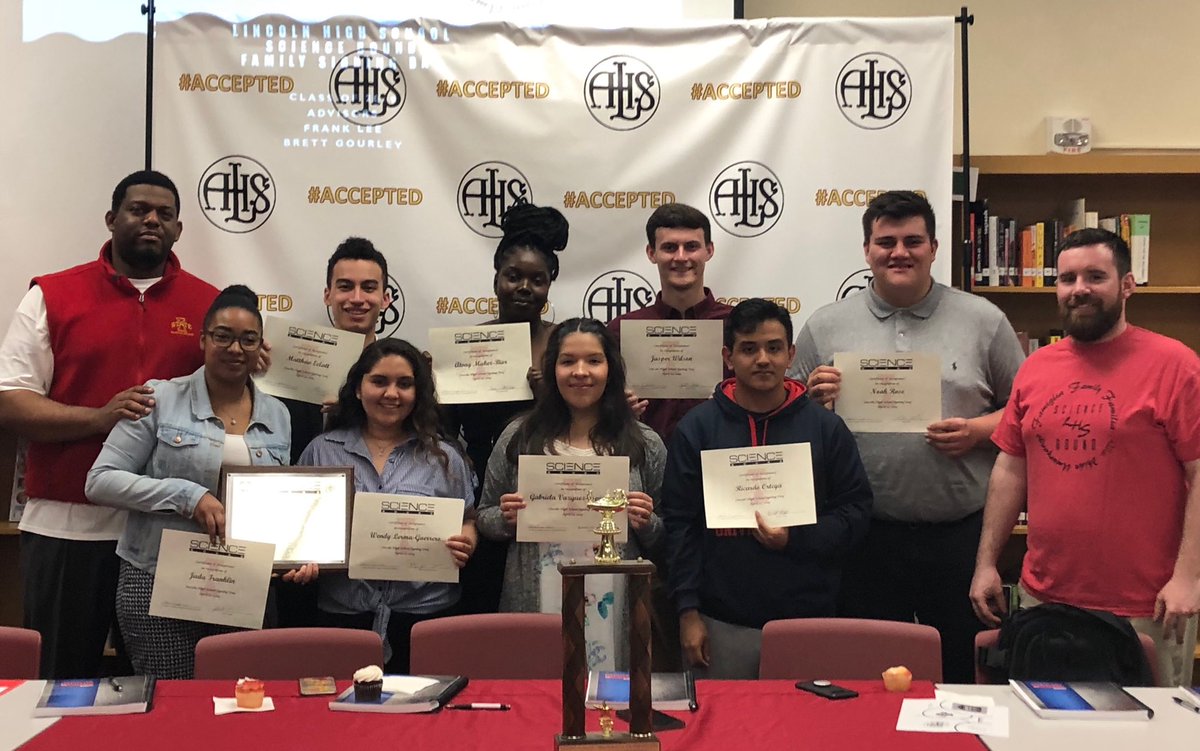 isusciencebound's tweet photo. ISU Science Bound Lincoln High School Signing Day #LHS #ScienceBound ⁦@LHSrails⁩ https://t.co/CvReRG7Sda