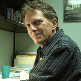 Here's how Bill Reynolds is tying phenomenology — the philosophical study of experiences and consciousness — to literary journalism. From reporter @cenbrohen. ryersonjournalism.ca/2019/04/15/lik…