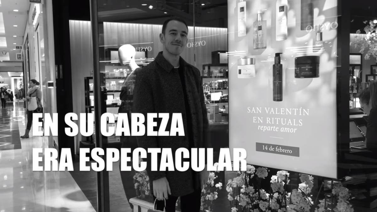 "¿Lo oyen? Es el silencio".