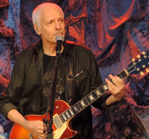 Happy 69th Birthday, Peter Frampton. All the best to a wonderful guitarist.        