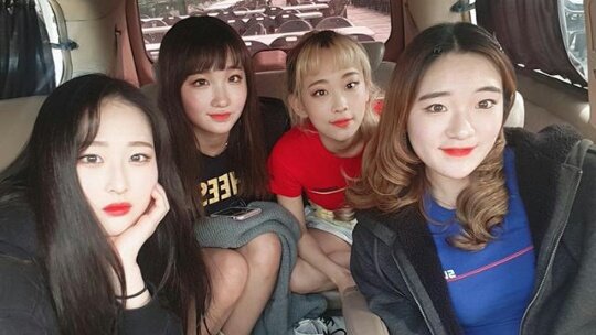 fFfilr's tweet photo. as garotas foram em um festival cultural de felicidade no dia de pessoas deficientes, eu estou muito feliz pelas garotas! #HeyLeader #Holics #Kpop @HOLICS_official https://t.co/LkRVZAwbFr
