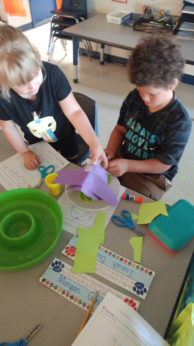 heritagekcubs's tweet photo. Today these little engineers made a shade structure for Mr. Bear to keep the sun off of him. Love the design process they went through with their partners and how they redesigned. Notice the first idea on paper isn't always what ends up working!
#wsdscience
#mysci https://t.co/f3LwsEfqT4