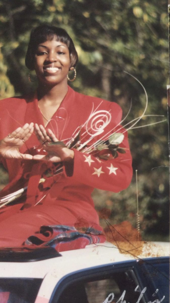 austin_carla's tweet image. Today I celebrate 24 years in Delta! Wishing my line sisters of Renaissance Gold, Volume 33 a Happy Deltaversary! #27 #Bonafide #ETAmade #FVSC