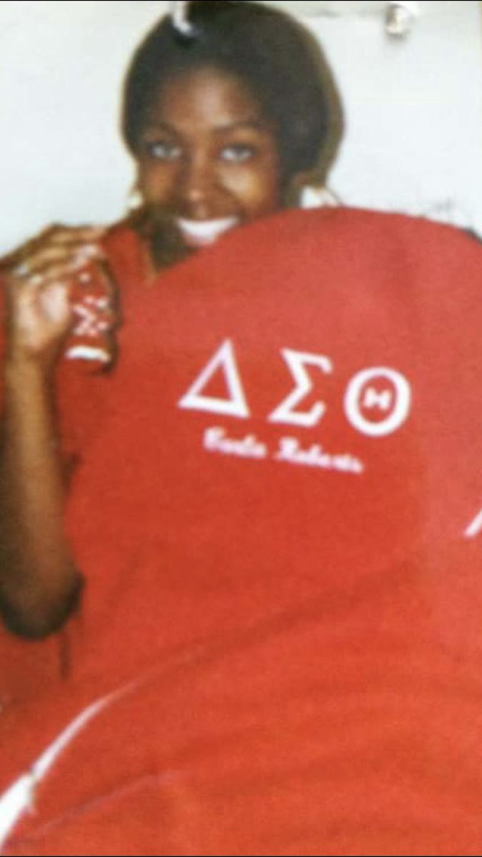 austin_carla's tweet image. Today I celebrate 24 years in Delta! Wishing my line sisters of Renaissance Gold, Volume 33 a Happy Deltaversary! #27 #Bonafide #ETAmade #FVSC