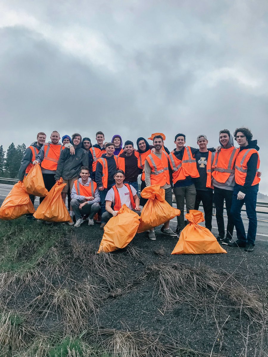 Another highway cleanup done just in time for earth day!🌎