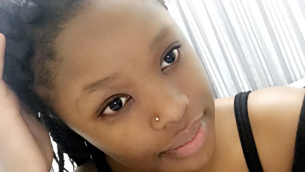 alekmay_'s tweet image. Opened my camera to see my red eye 💔

But the cuteness jumped out 😩