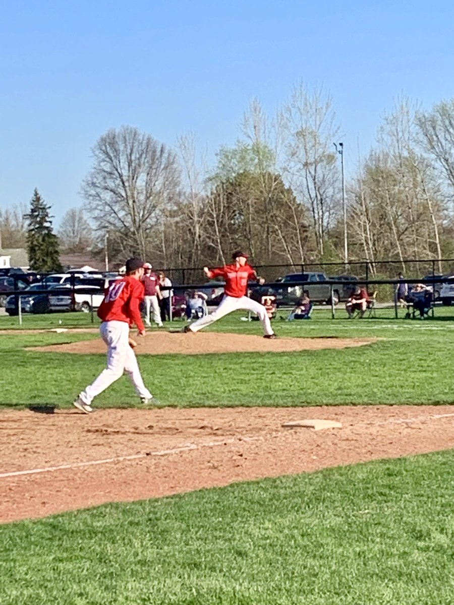Luke Bosley on the mound and Jarred Pasterchek at third for the Panthers. We are battling Woodridge in a battle of unbeatens tonight. Panthers up 3-2 bottom of 6.