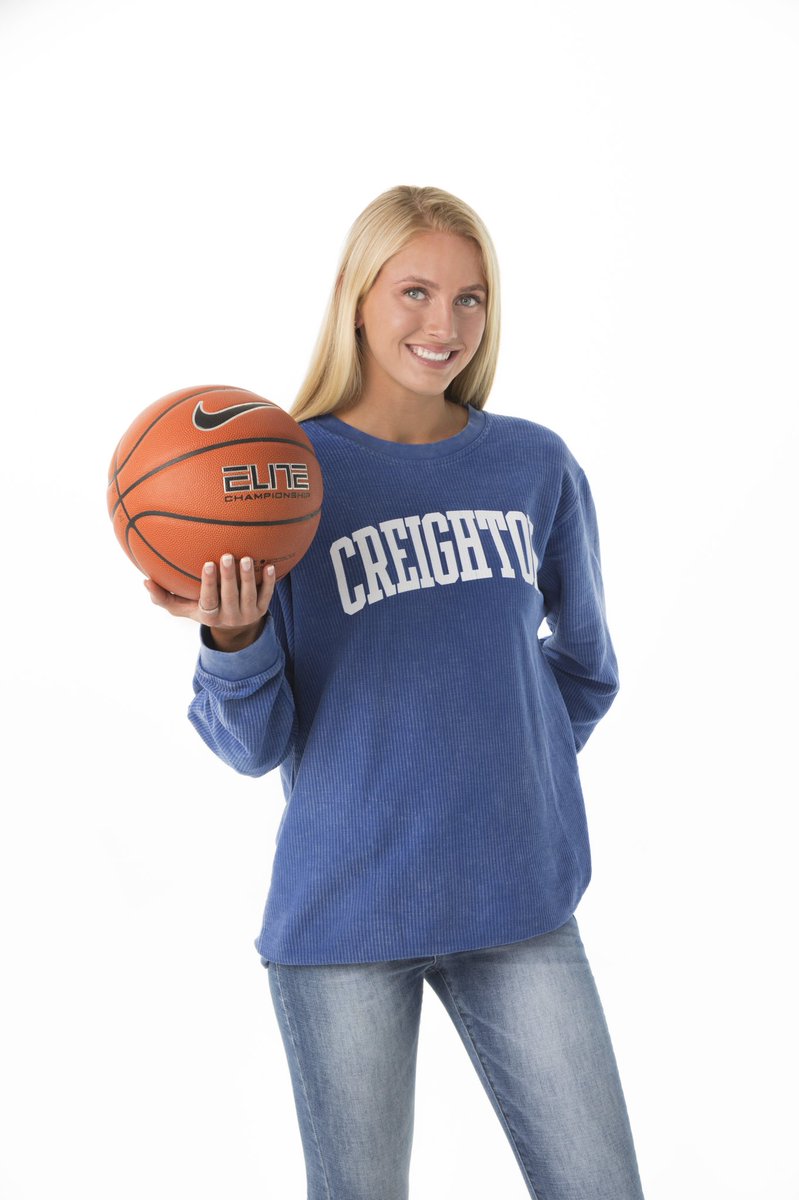 MalBrake's tweet photo. As a little girl, I’ve always wondered where life will take me and now I see the next chapter. Blessed to announce my commitment to Creighton University❕💙
#GoJays https://t.co/ezj7Sqaouy