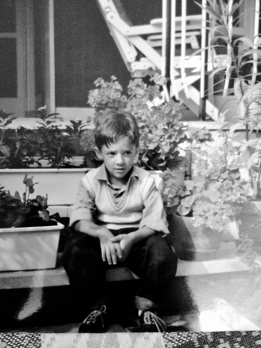 rommat's tweet image. #babyme Già con sguardo inquisitore