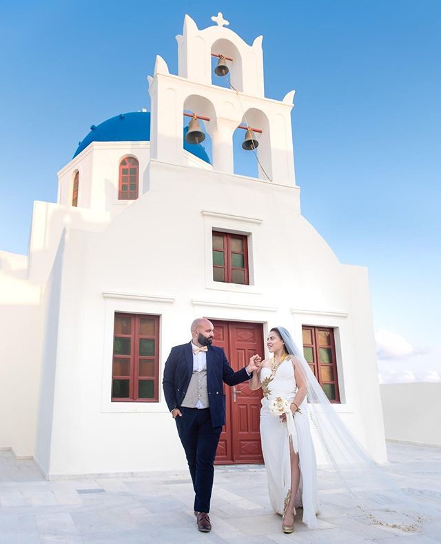 JRedziniak's tweet photo. Fatima &amp; George | #Santorini⁣
Video: @usaidsreel from @reel143 asist. @atasteofjanah
Venue: @thediamondrock⁣
Dress: @mika_inatome⁣
Tux: @hockerty.men⁣
.⁣
.⁣
.⁣
.⁣
#destinationwedding #santorinidestinationwedding #destinationweddinggreece #destina… https://t.co/lXbRFWgLEe https://t.co/0jregovbPC