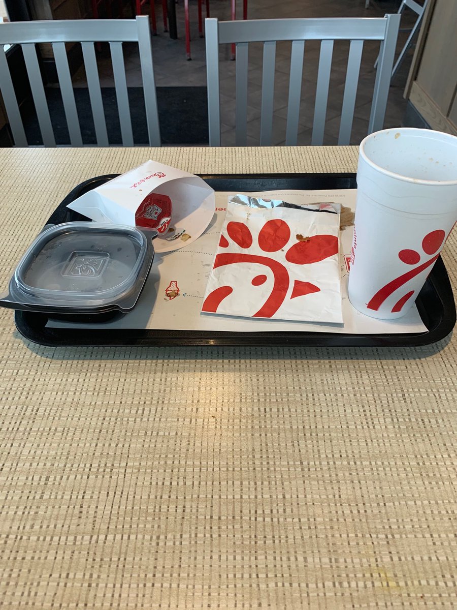 stuarthenslee's tweet photo. 15th Free Meal! I love Chick-fil-A Points!                                             #ThisIsHowWeDoIt!
#MontelJordan
#DontTripHeLovesJesus! https://t.co/wkasKSvZGg