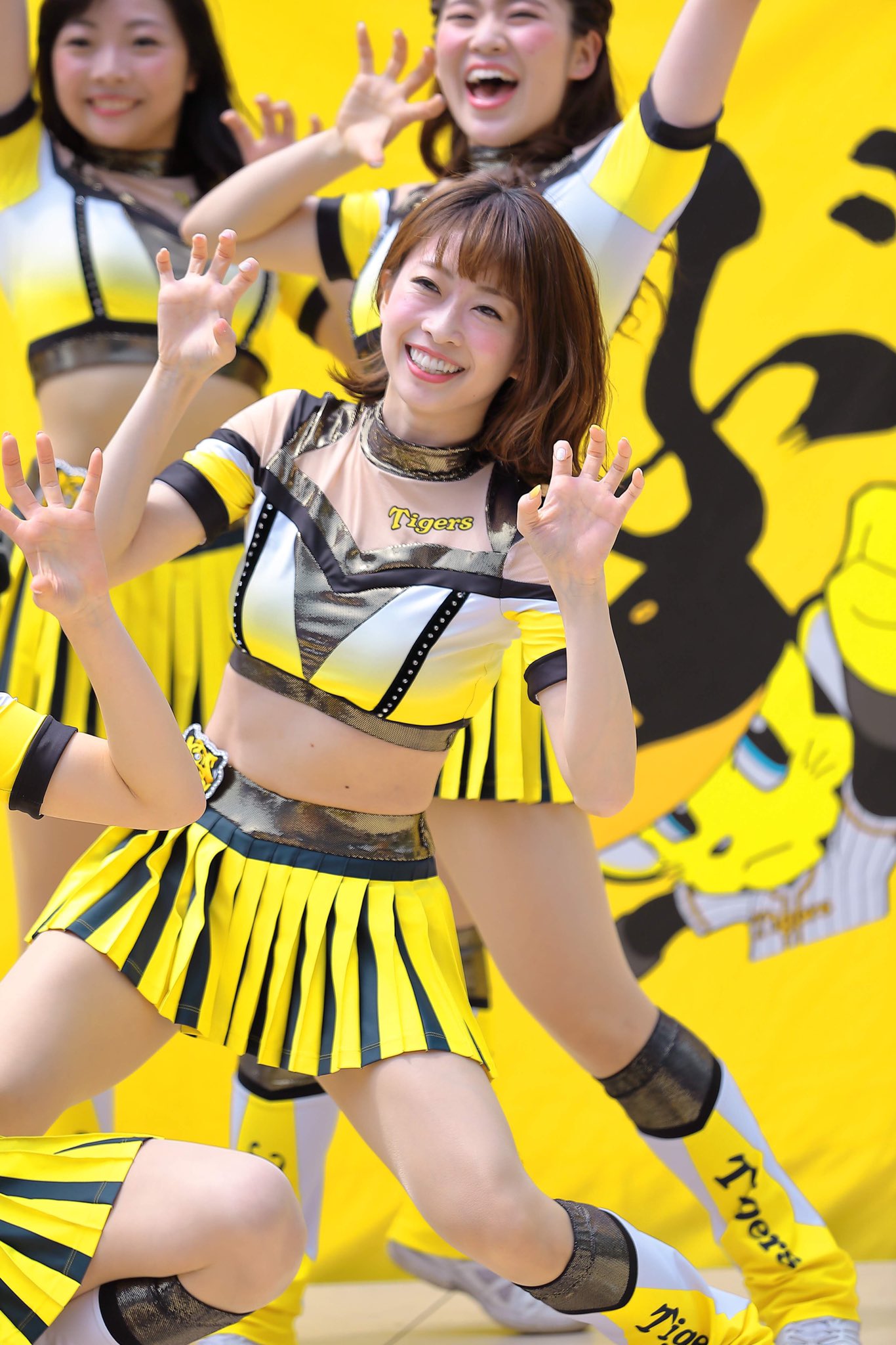 甲子園チア❤︎ユニホーム☆彡M 辛けれ 甲子園チア❤︎ユニホーム☆彡M 辛けれ