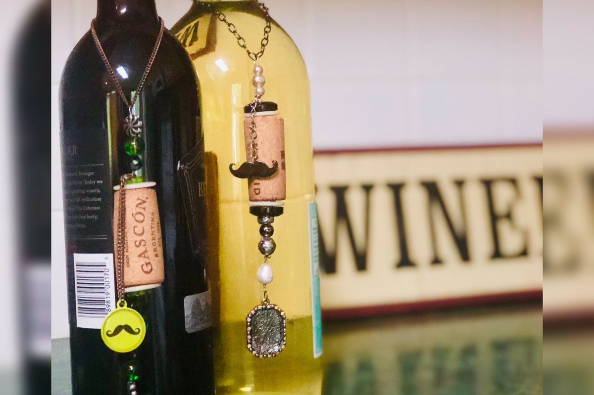 When you drink that favorite bottle of @EmpathyWines , send us that cork and we will “charm” it up with your favorite theme, and send it back. DM us for more info. Follow & like here & on IG !
#charmedcorks #wine #empathywines #winecorks #charms #bridesmaidsgifts #gift 
@garyvee