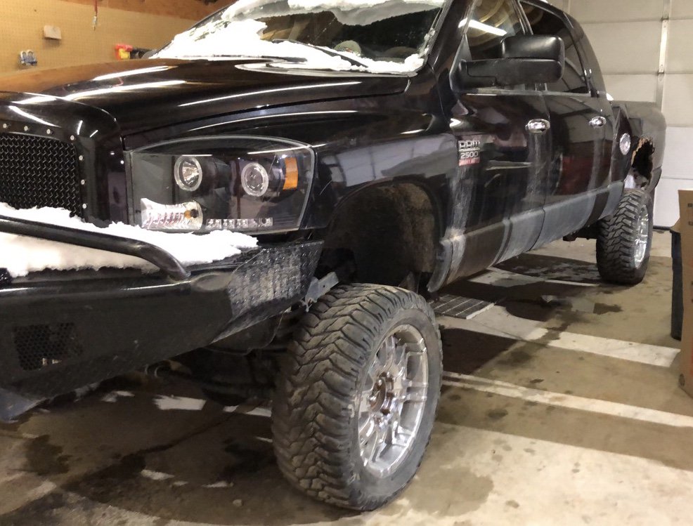 RBSODISPATCH's tweet photo. Rio Blanco County Sheriff's Office needs your help finding a truck.
Last seen Highway 13 and Old Piceance Creek Road on 4/21. 2007 Black Dodge Ram diesel pickup, 6 inch lift, chrome wheels, "Ranch Hand" bumper.  call 9-1-1 or 970-878-9600. https://t.co/hEmhDKweEX