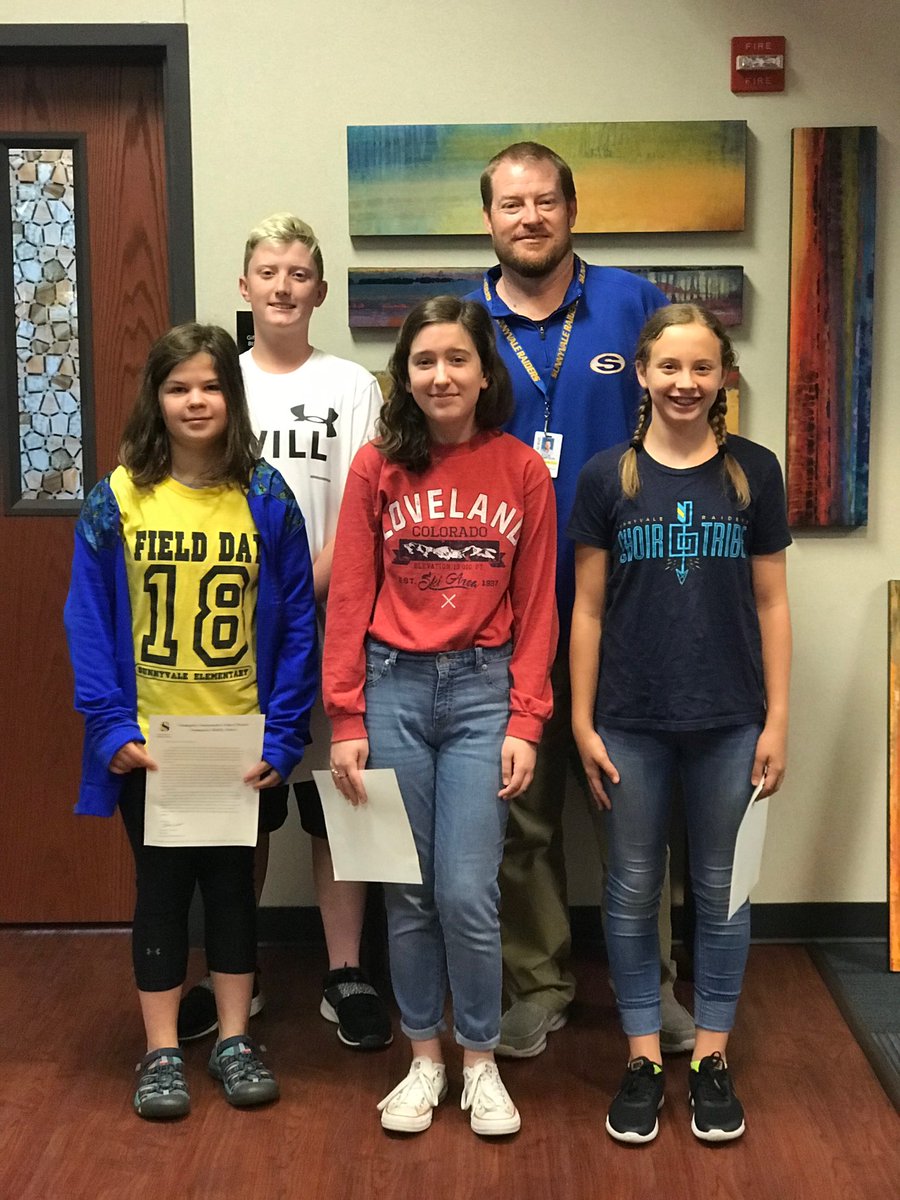 ThompsonRyon's tweet photo. Another fantastic group of 'student of the month' winners.  Nicely done! https://t.co/LscJEZxzaI