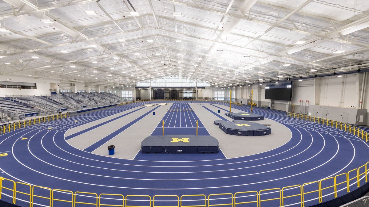 cgvisscher's tweet photo. I am very excited to announce that I am continuing my pole vaulting career at the University of Michigan!! I am so thankful for this amazing opportunity and for all the people that helped me get here! I can’t wait to see what the next four years have in store!! GO BLUE!!!! 💛💙〽️ https://t.co/FvsHMdL5cz