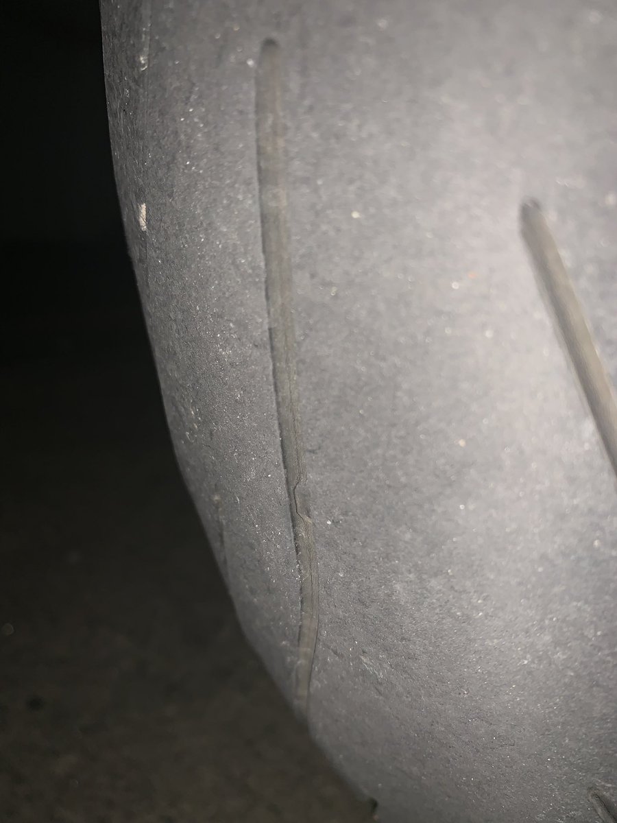 yasu_gunma's tweet image. おはようございます😃

GWまでカウントダウン始まって毎日が早く感じます。荷物の準備始めなきゃ

この間秩父〜芦ヶ久保のワインディングは、残り溝僅なミシュランの食いつき最高でした！まだまだいけそうで凄い！
スポーツタイヤで12000km！
次もこれだな！

今日も安全第一で！(*ˊ˘ˋ*)
#pilotpower3