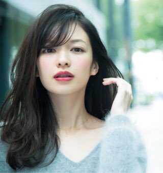 にこ ダイエットと美容 この髪色 Amp 髪型かわいい いや可愛いのは森絵梨佳ちゃんだからであってえりかちゃんは何色でも可愛い ぐるぐる T Co Krcpgxlam7 Twitter