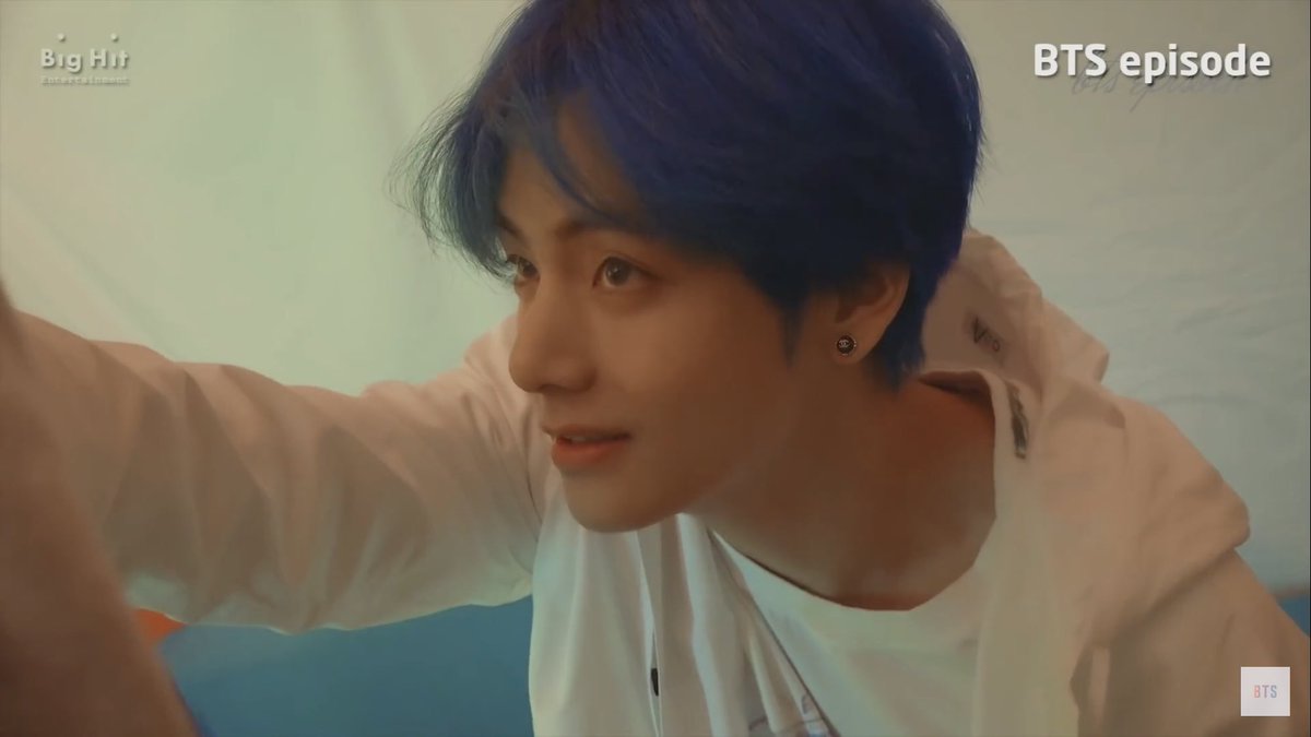 msaddayy's tweet photo. หล่อเหลือหลาย หล่อเกินไป #BBMAsTopSocial BTS [@BTS_twt ] https://t.co/ocjzVLlqxs