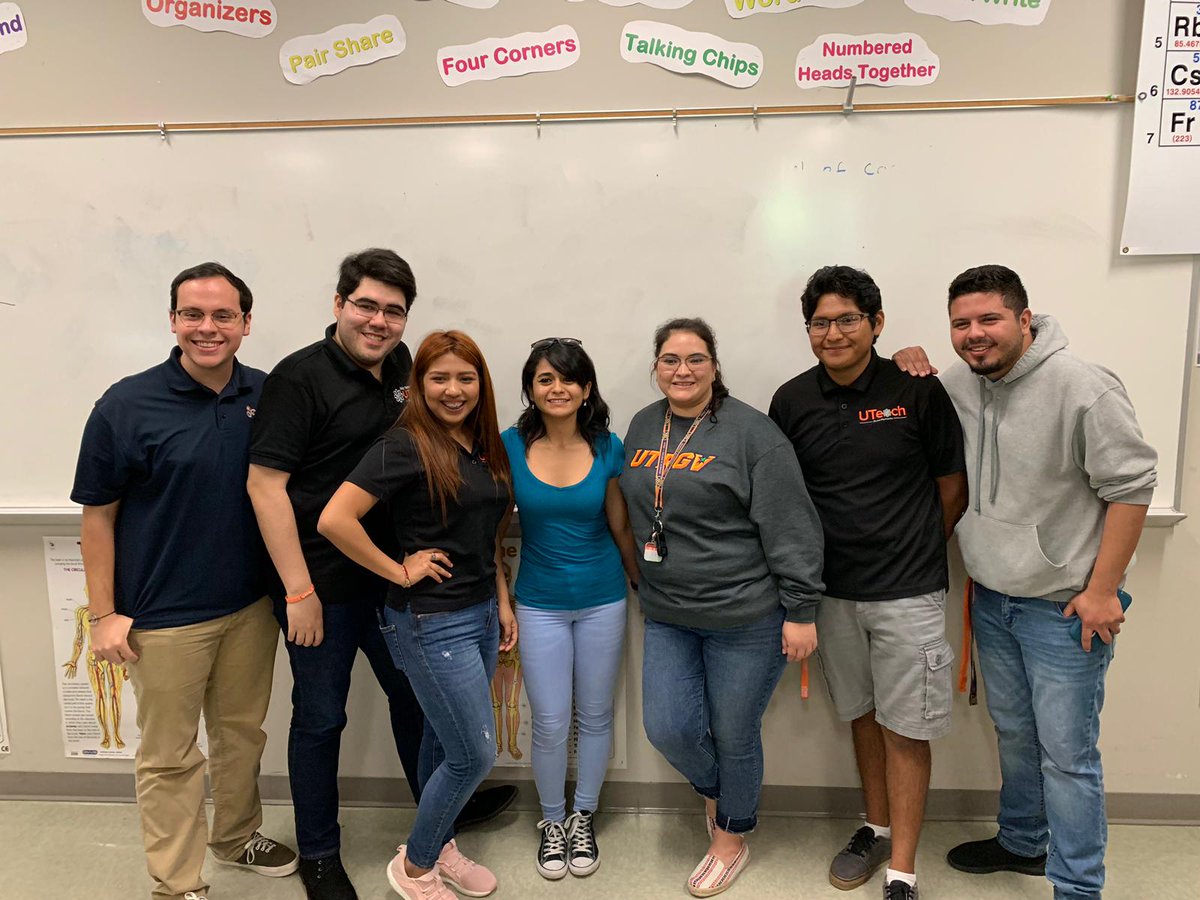 UTRGVUTeach's tweet image. Thank you all our outgoing #UTeachRGV student officers and a big congrats to the incoming leadership team. President: Rafael Palacios, Vice President: Thamara Hernandez, Secretary: Jose Huerta, Treasurer: Daniela Martinez and Historian: Roxi Gomez.