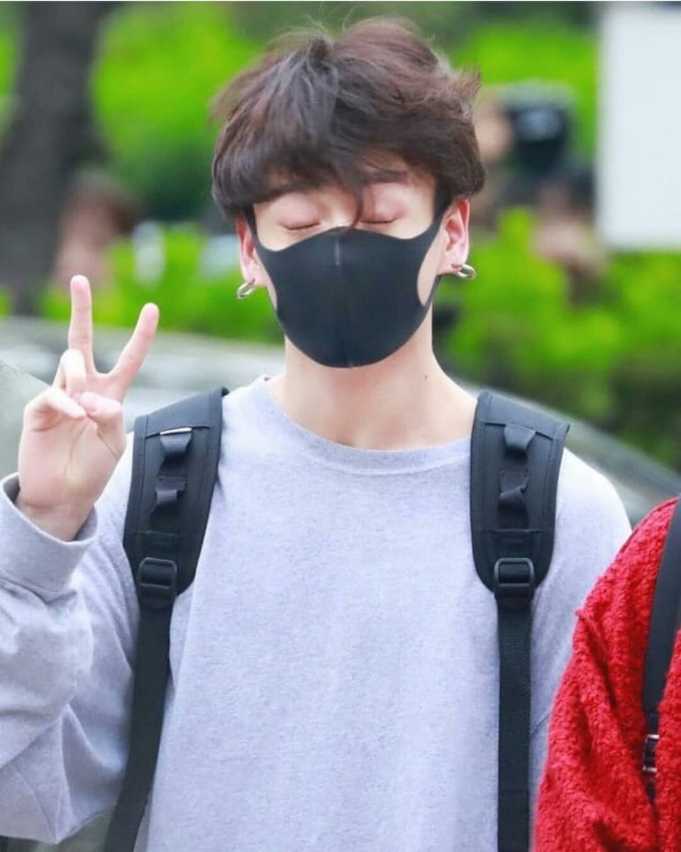 jjangMinsuga's tweet photo. Let him sleep yall

#BBMAsTopSocial https://t.co/Fge30rkxKo