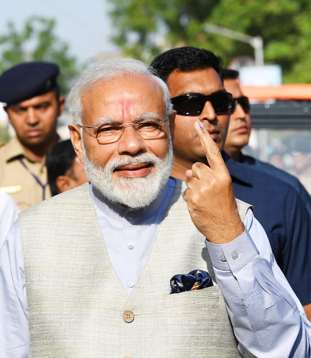 iManishPatelBJP's tweet image. PM Shri @narendramodi ji casts vote Ahmedabad,Ranip.
@PMOIndia
#AayegaToModiHi
#ModiForPM2019
#vijaylaksh2019