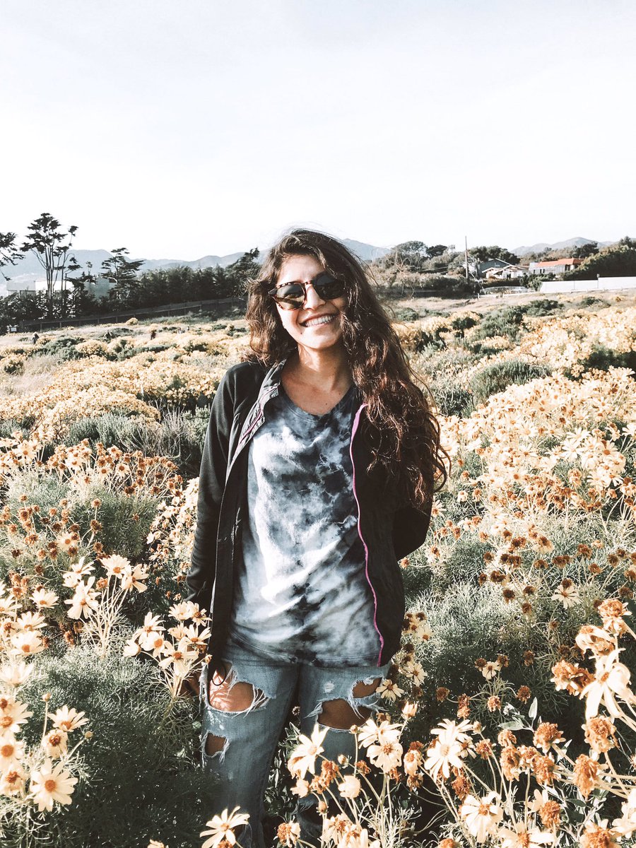 happy earth day 🌎🤩🌟🌈 grateful to live on this beautiful planet🥰