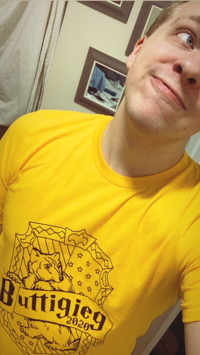 DatDemlow's tweet image. Im never taking this off. #HufflepuffPride #MayorPete #BootEdgeEdge #Pete2020 @PeteButtigieg @Chas10Buttigieg