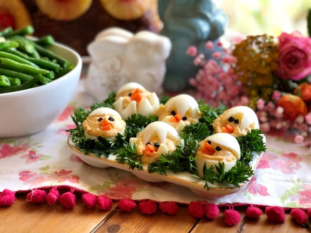 familyfocusblog's tweet image. The Deviled Peeps recipe is a cute and delicious appetizer perfect for the Easter feast! #EasterMenu #RecipeIdeas trbr.io/1B48y7j via @ABRecipes